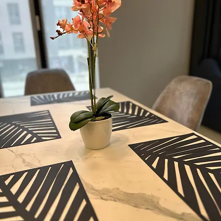 Апартаменты Regatta Park 2br Exclusive Parking Included