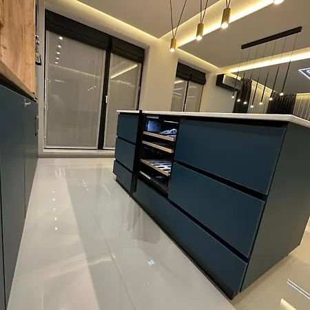 Regatta Park 2br Exclusive Parking Included Апартаменты *