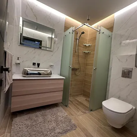 Regatta Park 2br Exclusive Parking Included Апартаменты