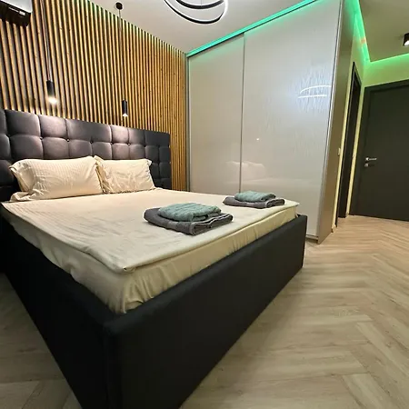 Апартаменты Regatta Park 2br Exclusive Parking Included
